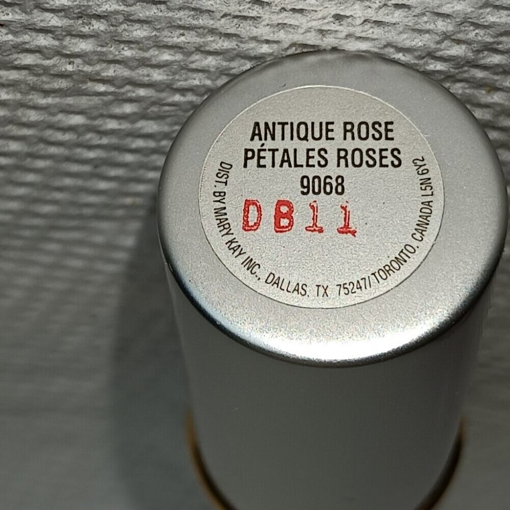 2 New Mary Kay Antique Rose Signature Lipsticks - Picture 2 of 4